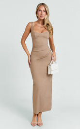 Benita Midi Dress - Scoop Neck Ruched Fitted Dress in Mocha